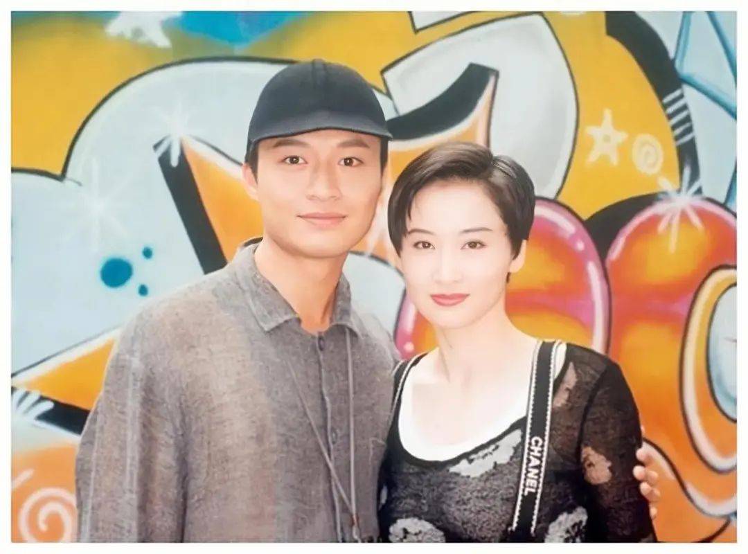 马景涛的前妻 马景涛此刻的妻子是谁? 马景涛的前妻 马景涛此刻的妻子是谁?