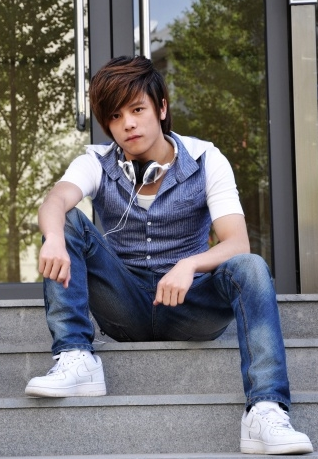2011快男 2011快乐女声总决赛 