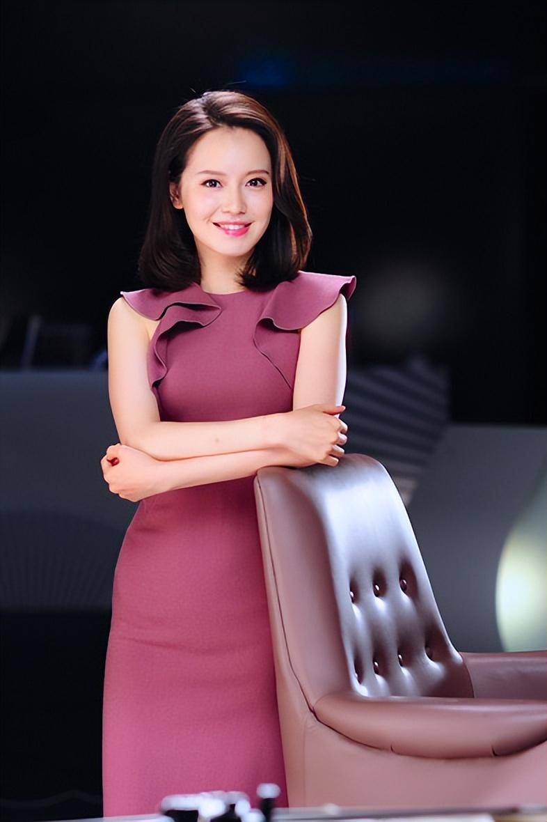胡悦鑫团体资料 胡悦鑫主持人图片 胡悦鑫团体资料 胡悦鑫主持人图片