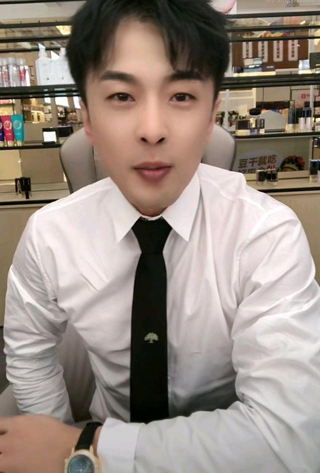 辛巴团体黑汗青 辛巴团体黑汗青是真的吗 辛巴团体黑汗青 辛巴团体黑汗青是真的吗