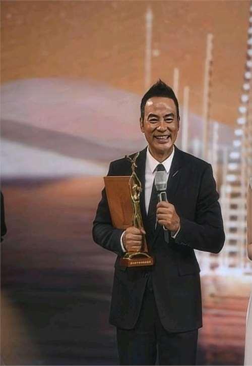 任达华的哥哥 任达华哥哥职位高吗 