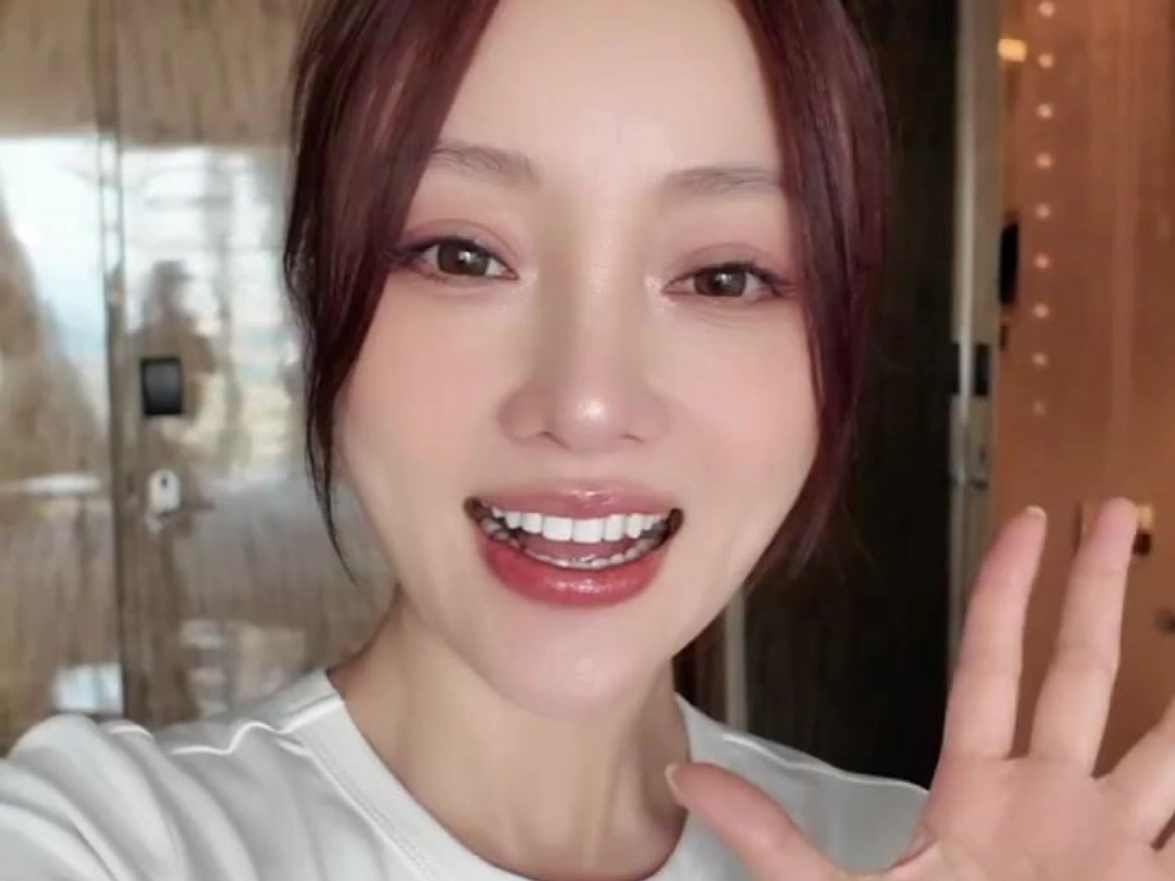 李小璐供认二胎预产期 李小璐颁布发表二胎是什么时候 李小璐供认二胎预产期 李小璐颁布发表二胎是什么时候