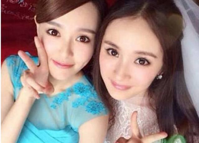 邹雪 邹雪为什么要让赵薇穿军旗装 