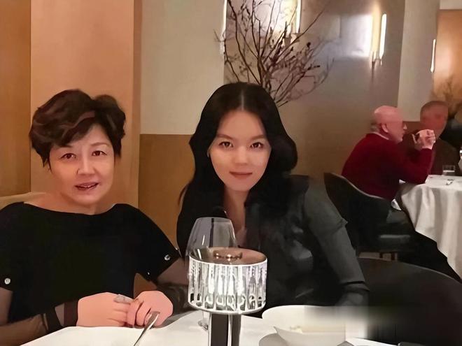 哈文和谁结婚了 哈文的丈夫叫什么名字