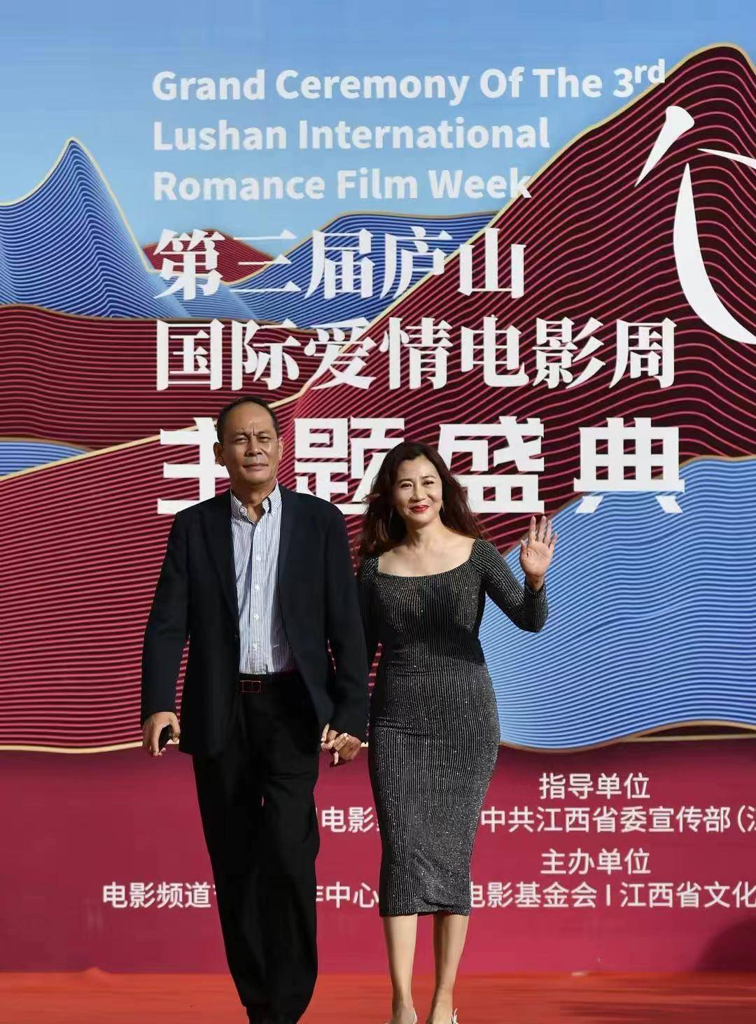 张光北陈炜 张光北陈炜一家三口