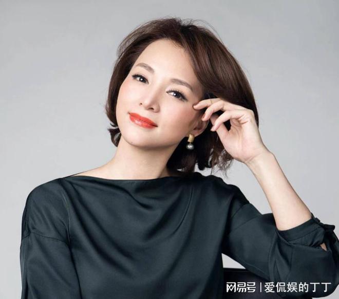 央视为什么辞退董卿 央视为什么辞退董卿这团体 