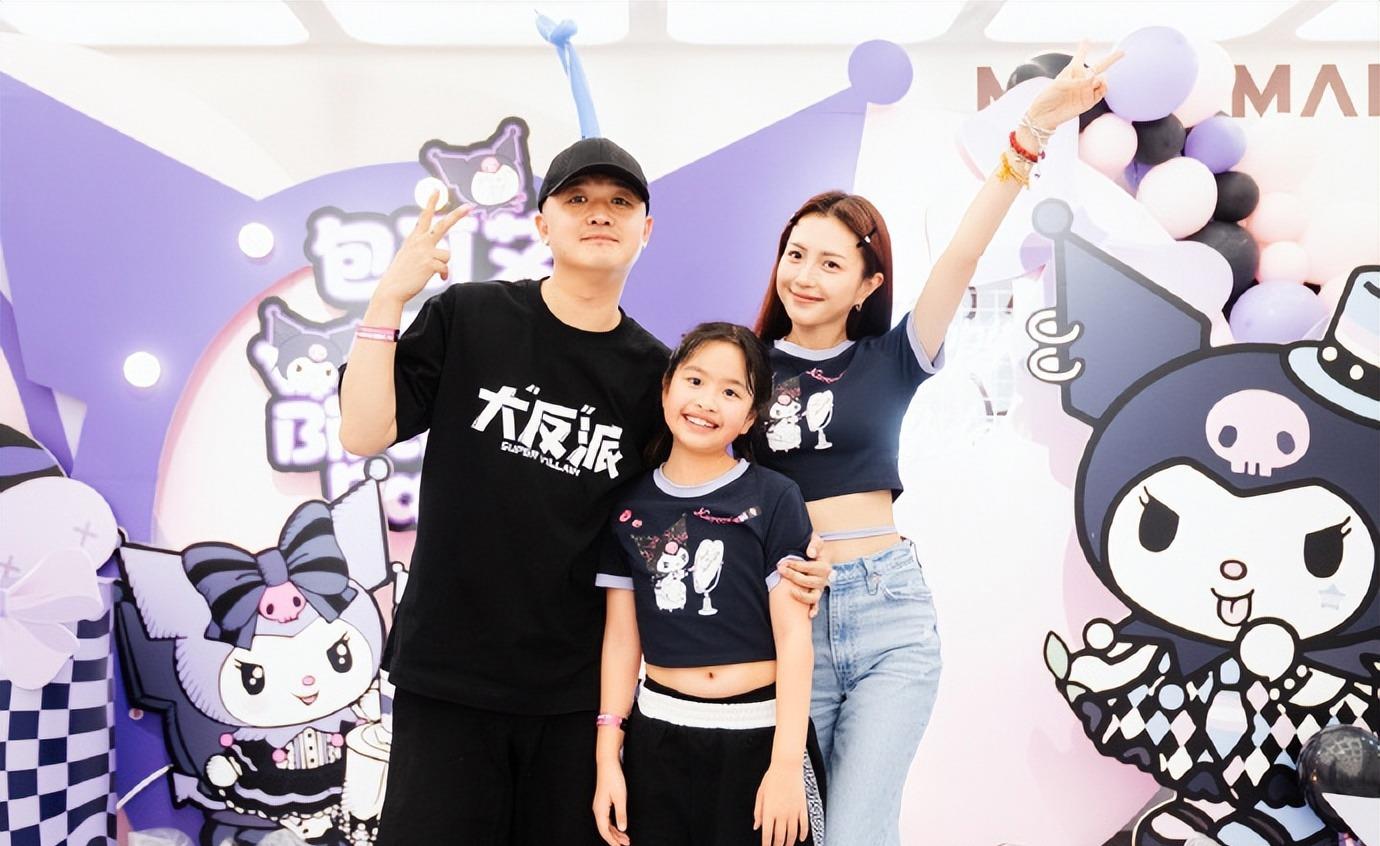 包贝尔的妻子 包贝尔的妻子长什么样 包贝尔的妻子 包贝尔的妻子长什么样