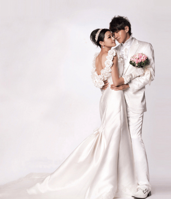 何润东结婚照 何润东结婚视频全集