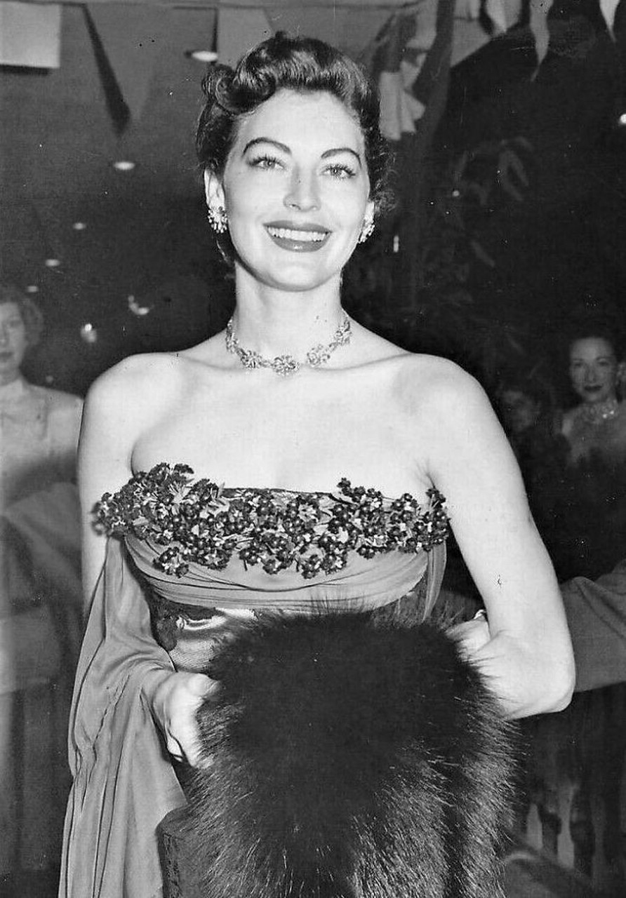 爱娃.嘉德纳 爱娃嘉德纳演过音乐之声