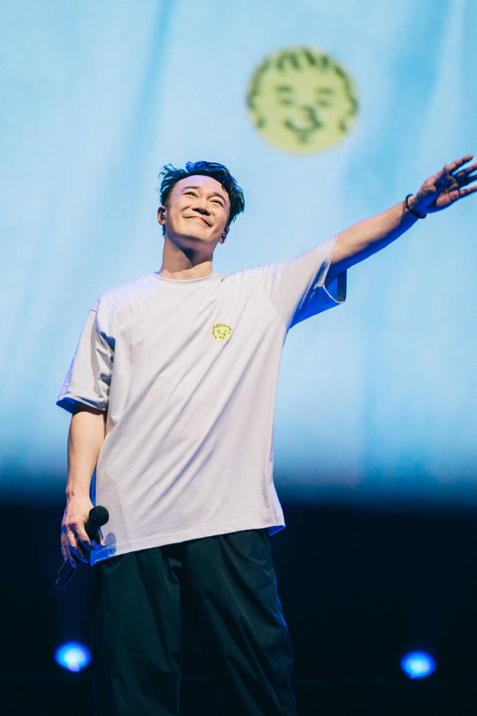 陈奕迅快乐大本营 陈奕迅快乐大本营碌卡