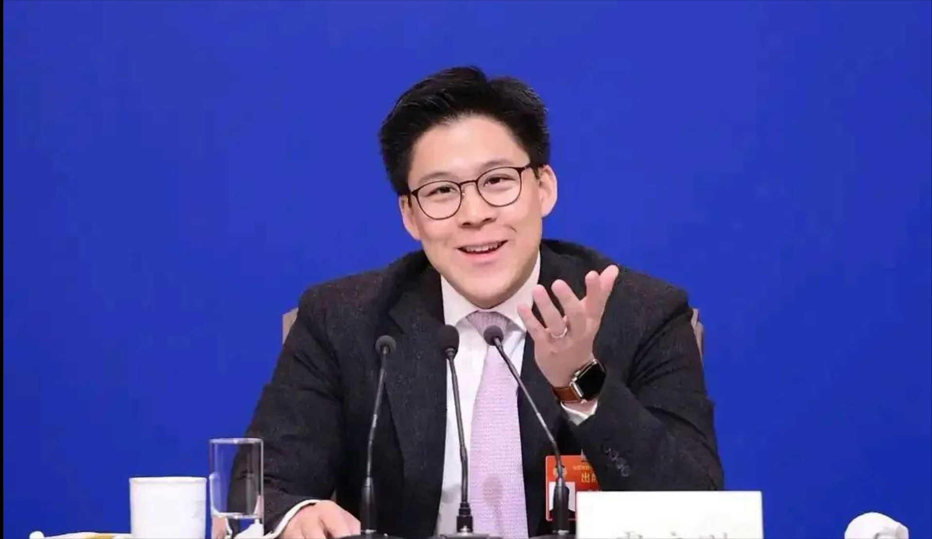 郭晶晶霍启刚cp名郭得刚 郭晶晶霍启刚夫妇现身