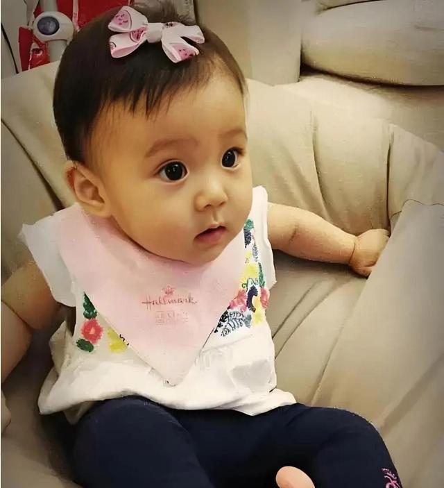 贾静雯女儿名字 贾静雯女儿出生年月 贾静雯女儿名字 贾静雯女儿出生年月