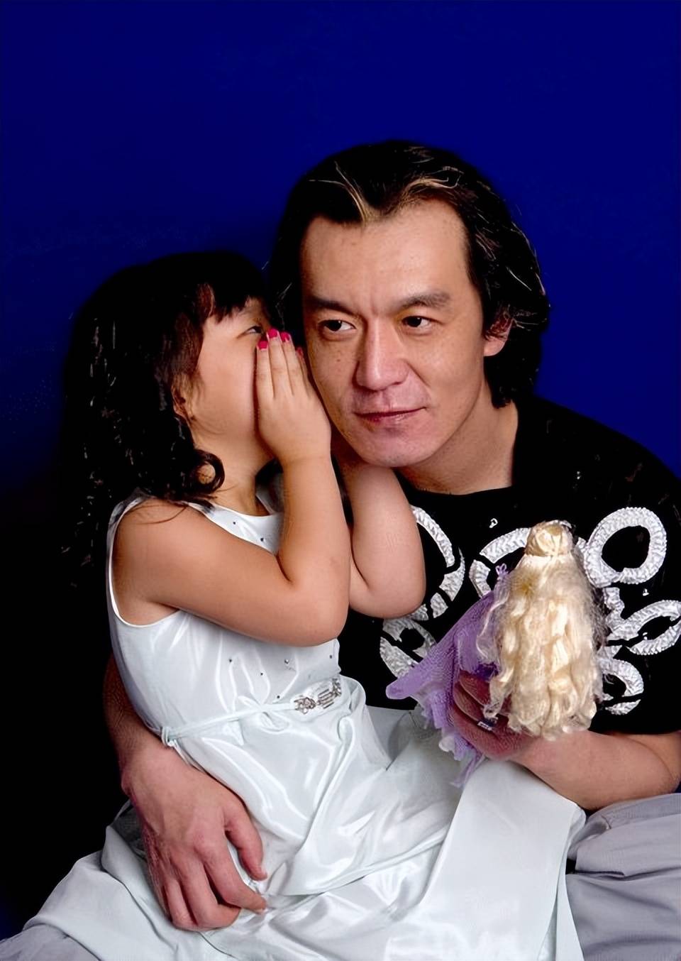 李咏辞职 李咏离开央视原因
