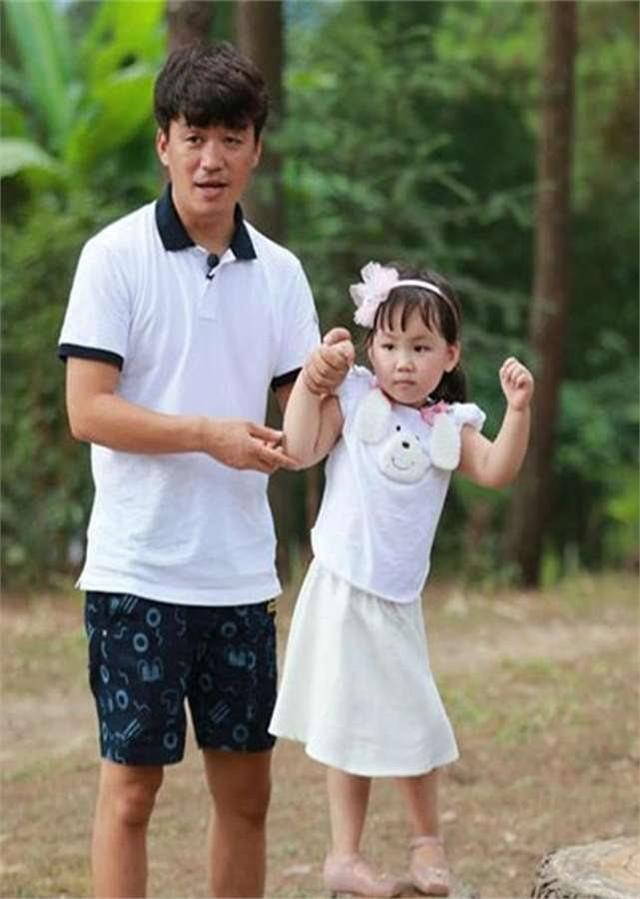 王宝强辅导儿子 王宝强儿子跟着谁