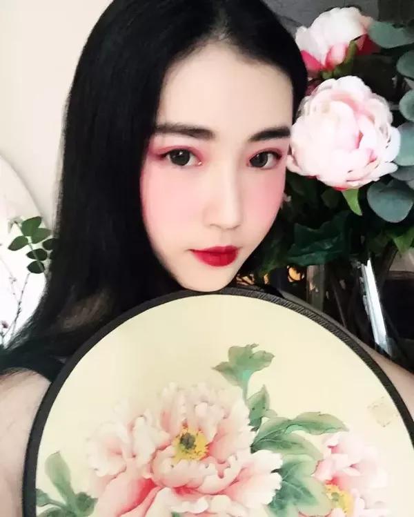 张辛苑整容 张辛苑成名照
