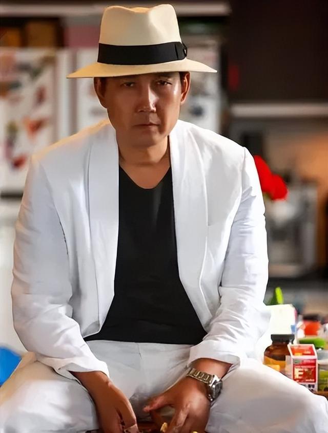 演员李崇霄死因 李崇霄的妻子