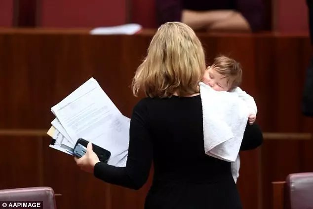 喂奶们 母乳喂养40分钟阁下正常吗 喂奶们 母乳喂养40分钟阁下正常吗