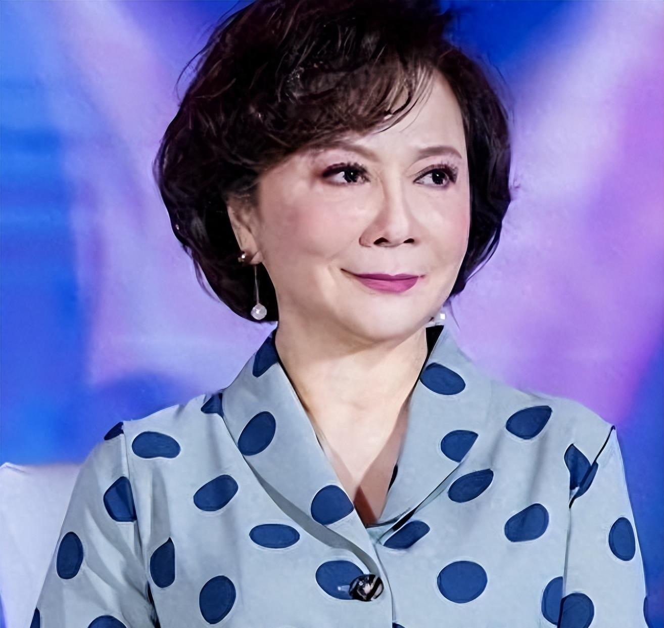 蔡明团体简历 蔡明团体简历和成绩 