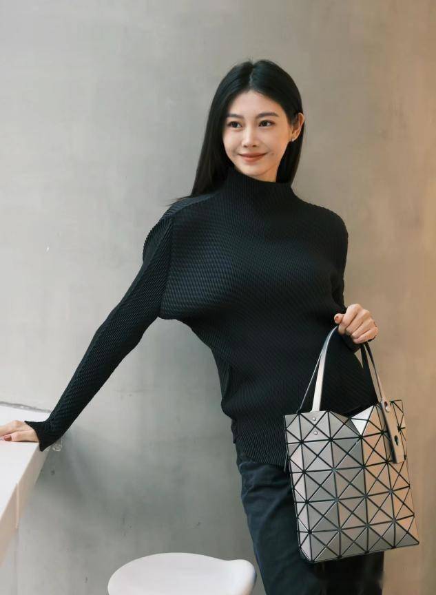 孟晚舟犯什么法了的简单介绍