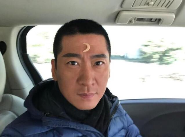 何震亚 何震亚吴秀波最新 何震亚 何震亚吴秀波最新